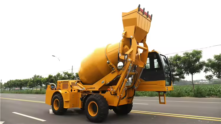 2026年ホットセールモデル 3.5m³小型セルフローダーコ - Concrete Mixer Small のレビューと価格